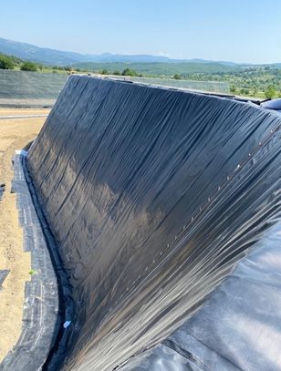 İzolasyon, izolasyon uygulaması, yapı izolasyonu, bina yalıtımı, PVC su tutucu bant, HDPE geomembran, PVC geomembran, PP geotekstil, su yalıtımı çözümleri, enerji verimli izolasyon, dış etkenlere