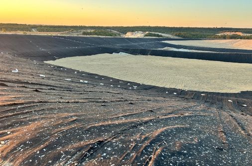 İzolasyon, izolasyon uygulaması, yapı izolasyonu, bina yalıtımı, pvc su tutucu bant, hdpe geomembran, pvc geomembran, pp geotekstil, su yalıtımı çözümleri, enerji verimli izolasyon, dış etkenlere (6)