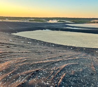 çöp depolama sahaları İzolasyon, izolasyon uygulaması, yapı izolasyonu, bina yalıtımı, PVC su tutucu bant, HDPE geomembran, PVC geomembran, PP geotekstil, su yalıtımı çözümleri, enerji verimli izolasyon, dış etkenlere